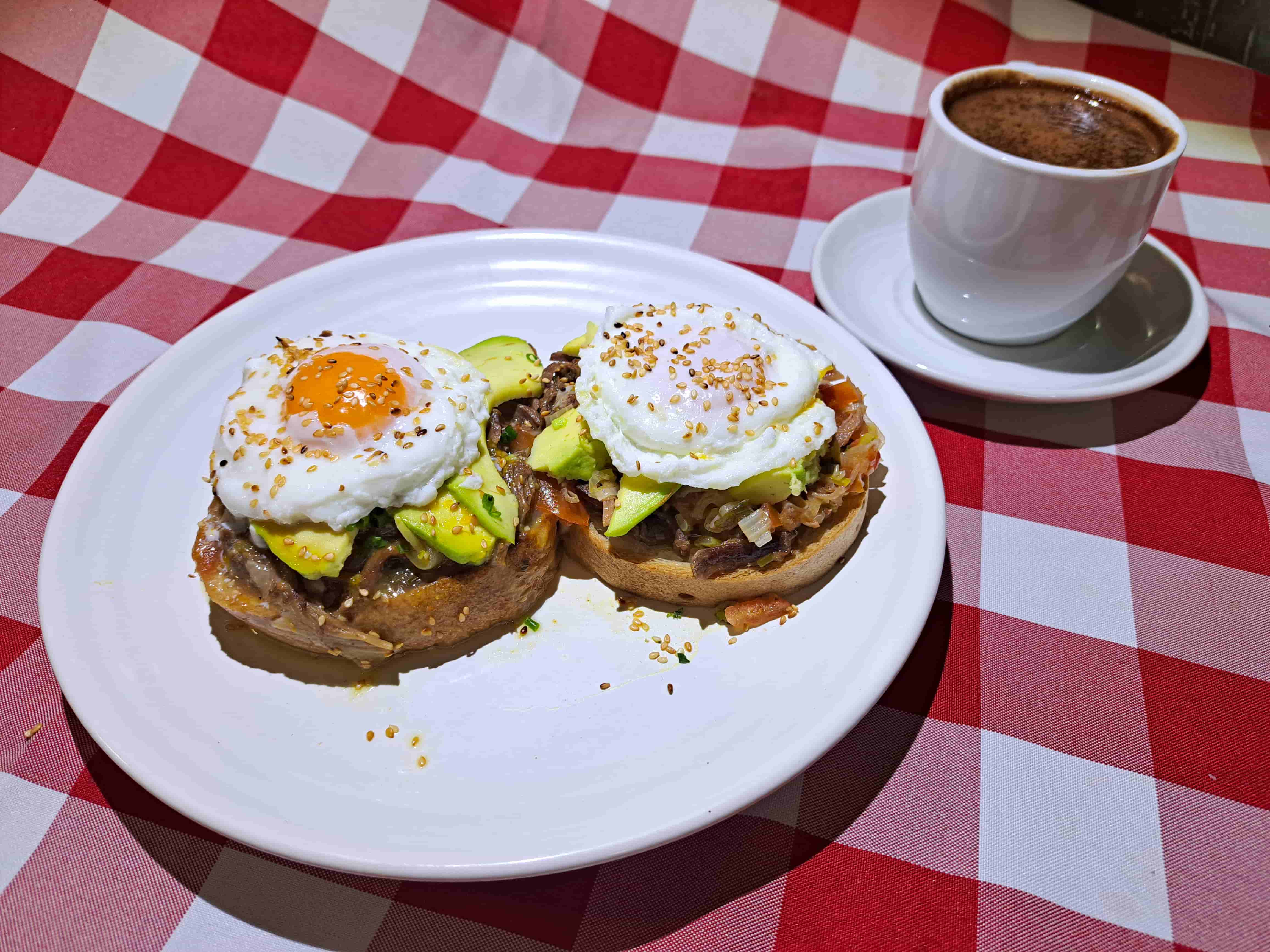 BISTEC A CABALLO MONTI'S