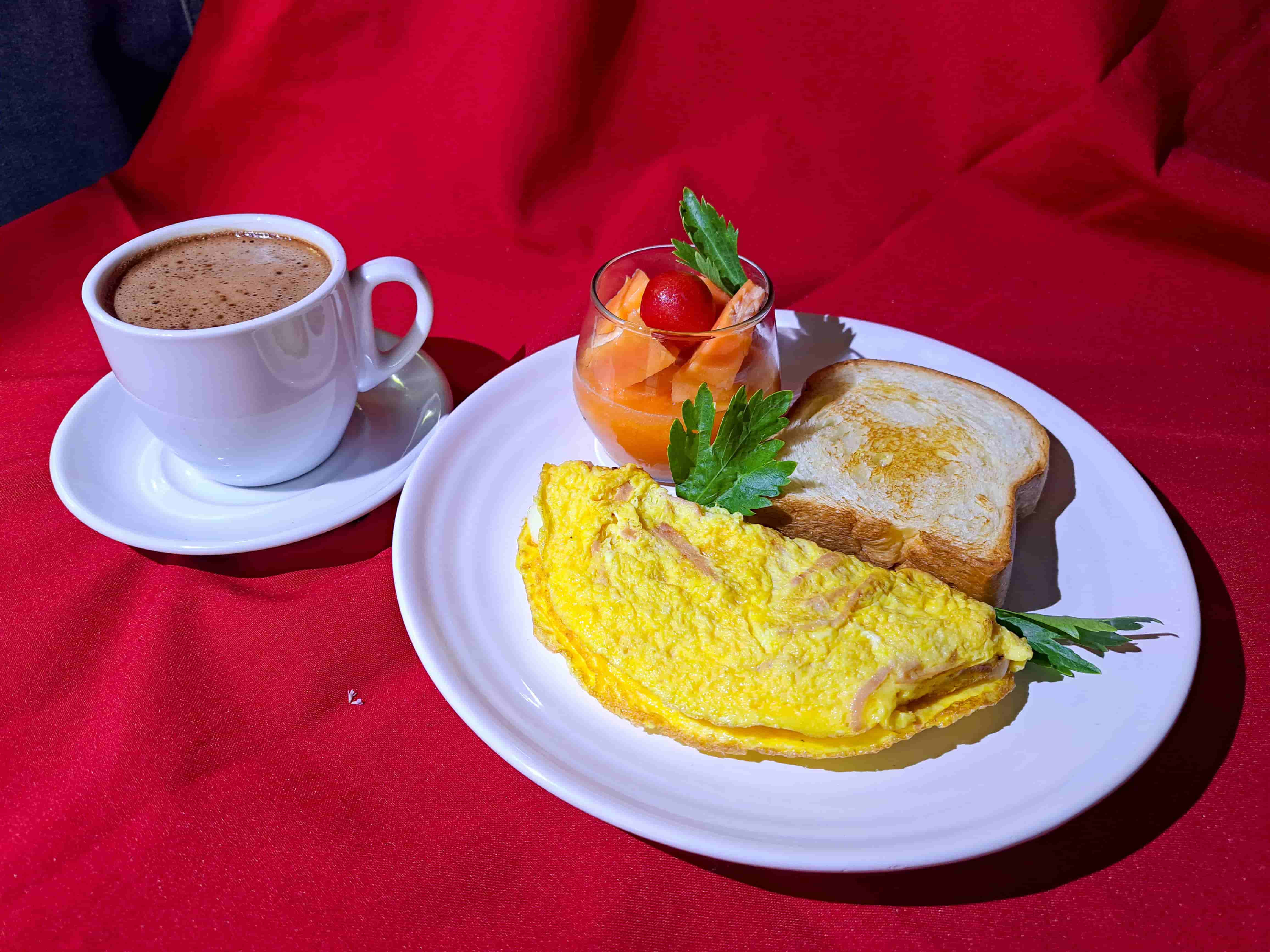 HUEVOS MONTIS CON AMOR